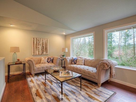 5th image of 12616 105th Ave NW