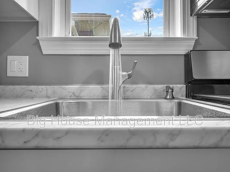4806 Liberty Heights Ave #3 — Photo 11