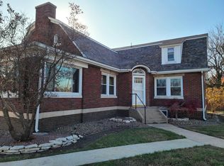 532 E Edwardsville Rd, Wood River, IL 62095