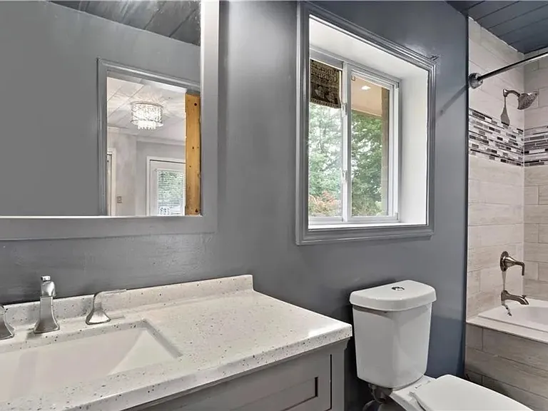 756 Patricia Dr — Photo 30