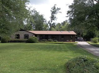 441 Sherwood Rd, Lumberton, NC 28358