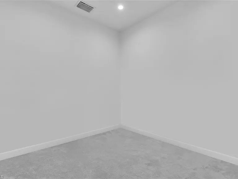 9605 Bexley Dr — Photo 20