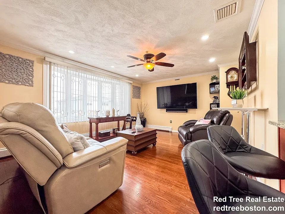 34 Rumney Rd #1