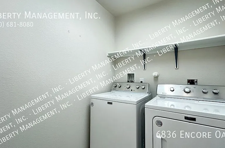 6836 Encore Oaks — Photo 20