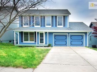 925 NW 63rd St, Kansas City, MO 64118