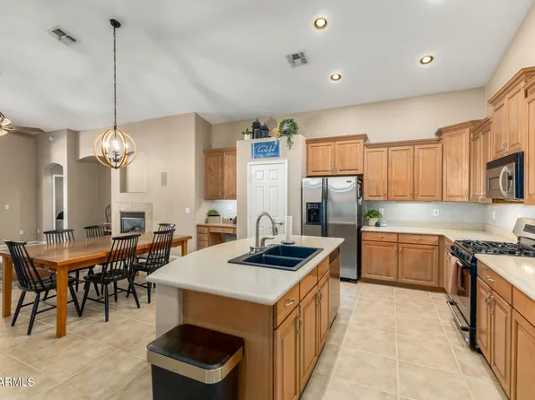 3458 E FAIRVIEW Street, Gilbert, AZ 85295