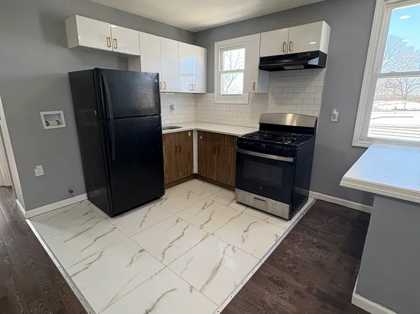 64 Shaw Ave, Newark, NJ 07112