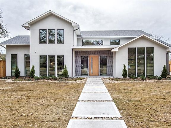 3rd image of 6740 Greenwich Ln