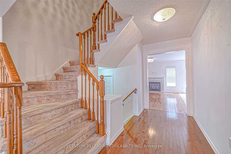 Ajax House for rent - 4 Bedrooms — photo 16