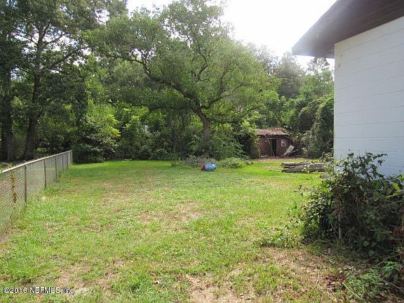 3rd image of 8537 Cordovia Ave
