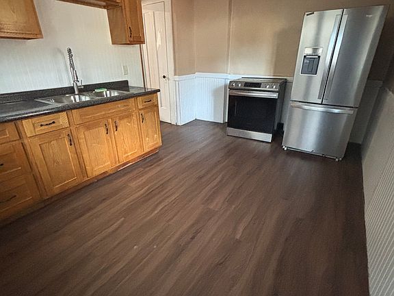 4th image of 72-74 McKinley St #2