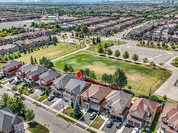 4th image of 26 Mauve Dr