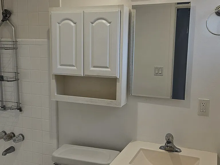 5939 Lauretta St — Photo 2