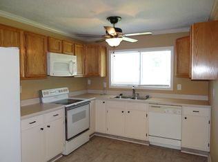 1300 Wooten Rd, Ringgold, GA 30736