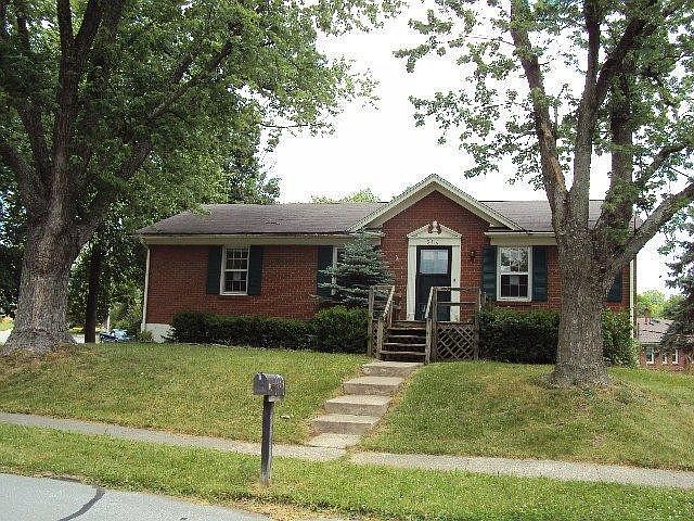 1st image of 3416 Saybrook Dr