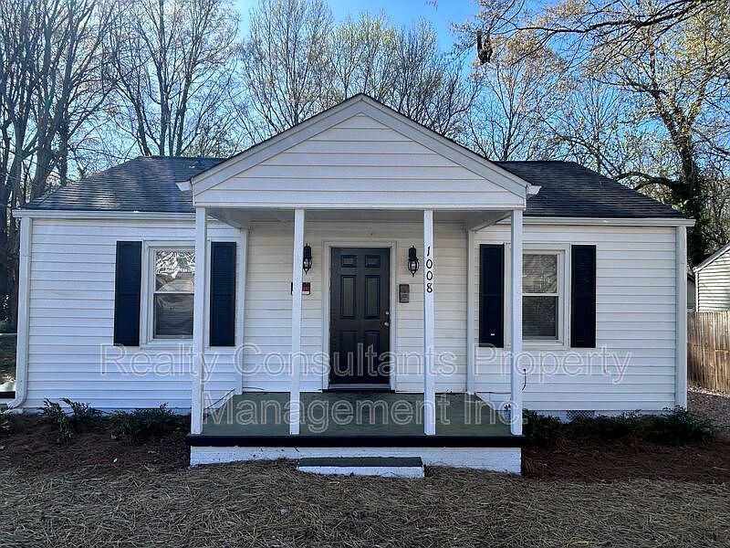 1st image of 1008 McCormick St
