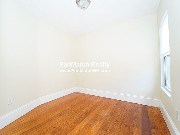 Bedroom 1 / Studio