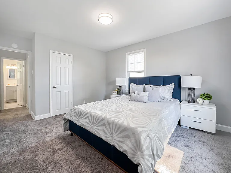 1 W Oakland Ave #15D — Photo 12