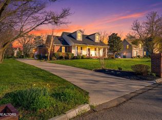 5804 Rosedown Ct, Knoxville, TN 37918