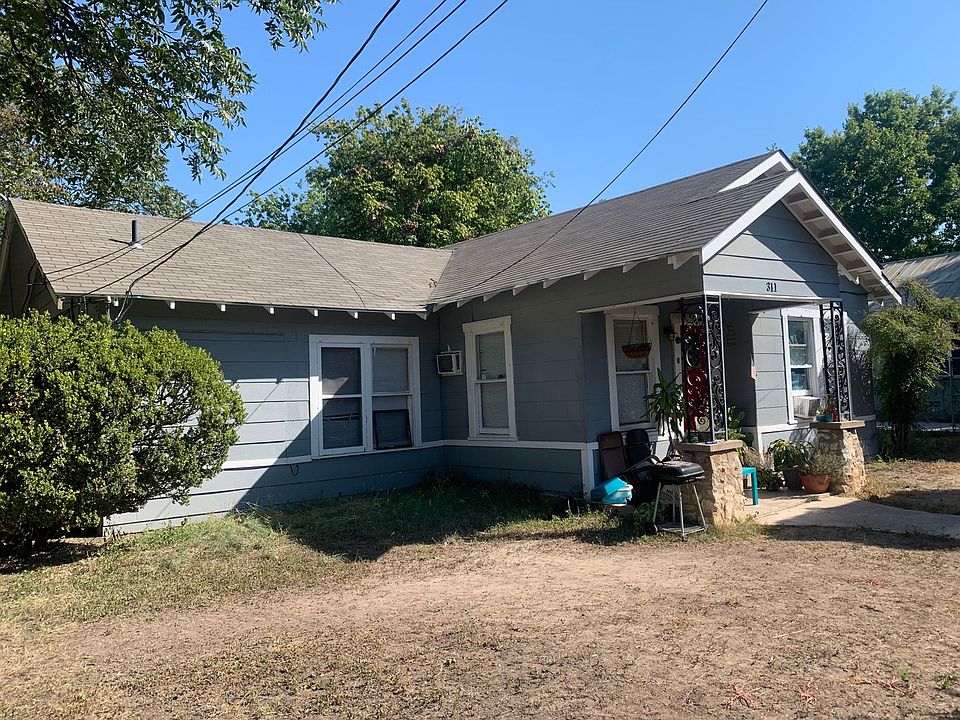 1st image of 311 Bristol Ave #311C
