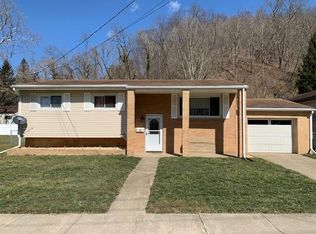 11 21st St, McMechen, WV 26040