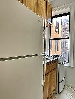 4th image of 28-21 35th St #3F