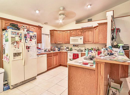 2nd image of 5112 Agora St