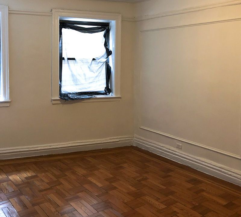 1st image of 108 Park Ter E APT 2A