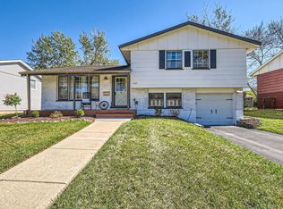 3305 Tulip Dr, Hazel Crest, IL 60429