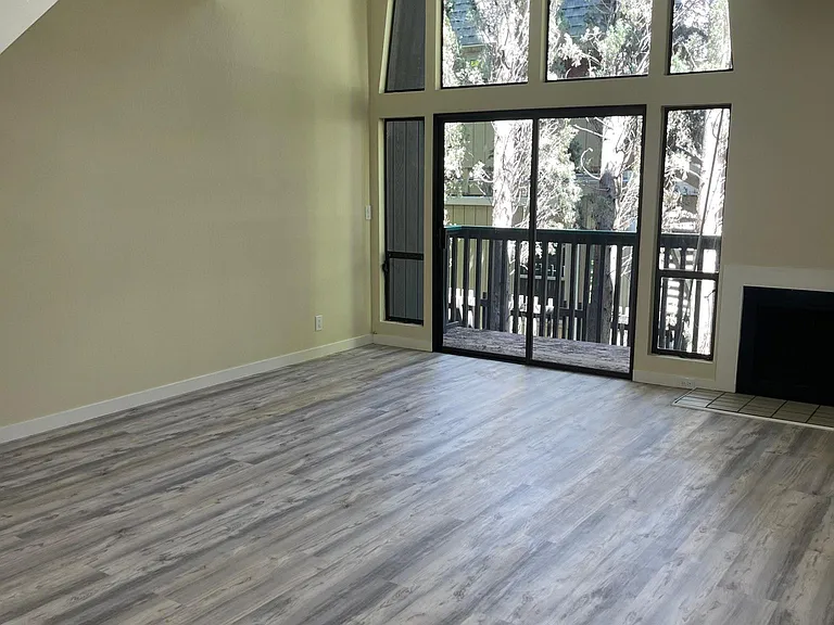 3639 Walnut St #8 — Photo 2