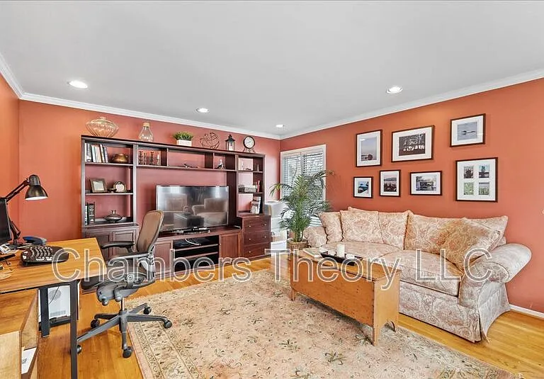 8709 Hidden Hill Ln — Photo 5