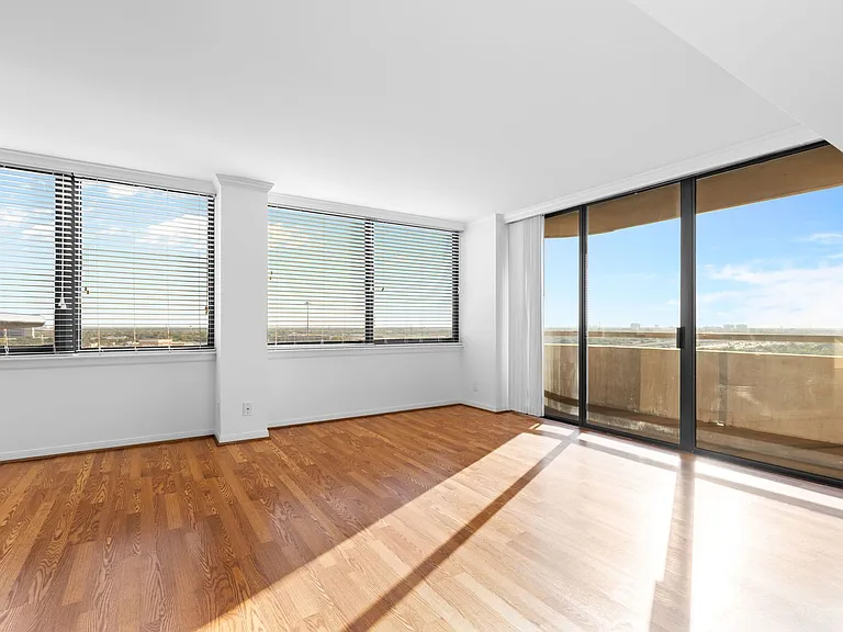 3525 Sage Rd #1616 — Photo 4