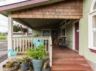 28550 SE Glover Rd, Eagle Creek, OR 97022