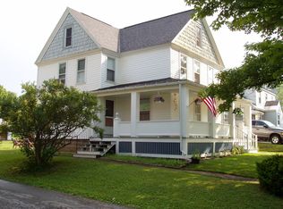 11 Merritt Pl, New Hartford, NY 13413