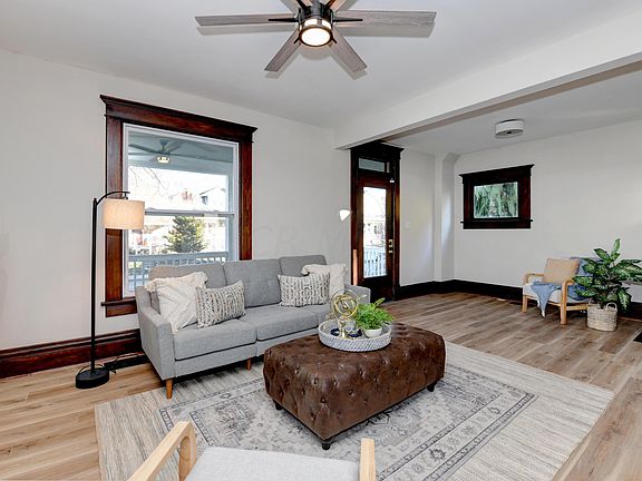 3rd image of 2569 Glen Echo Dr