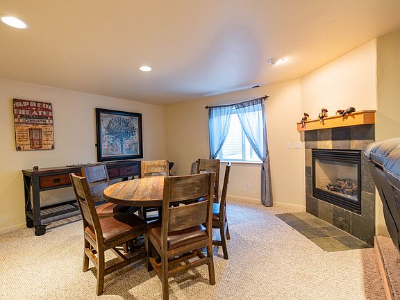 5th image of 178 Lake View Cir W
