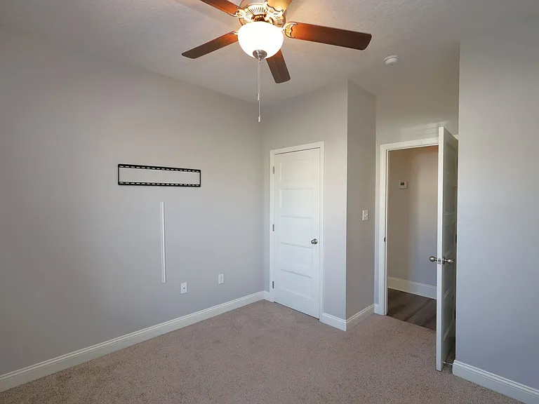 3964 Crusader Ct — Photo 16