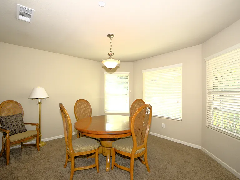 6601 E Saginaw Way — Photo 9