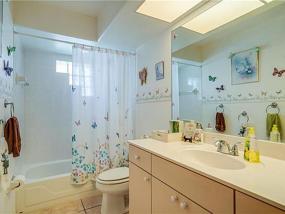 2nd image of 9396 Palm Island Cir