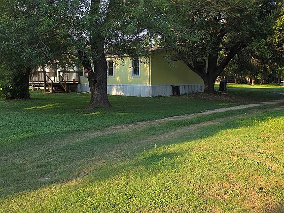 4th image of 2305 Whirlaway Dr