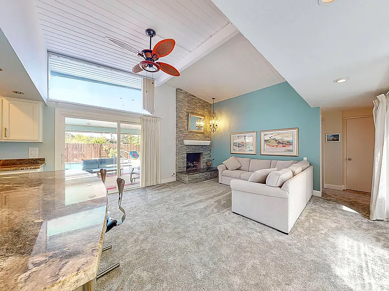 349 S Lone Hill Ave — Photo 15