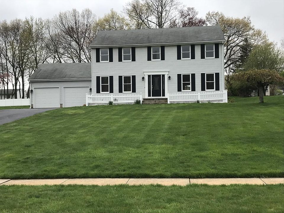 1st image of 51 Heatherwood Dr