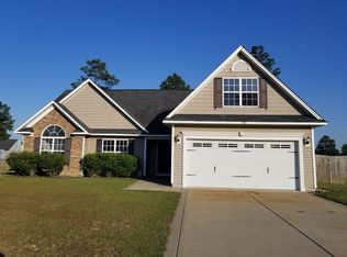 540 Valley Oak Dr, Bunnlevel, NC 28323