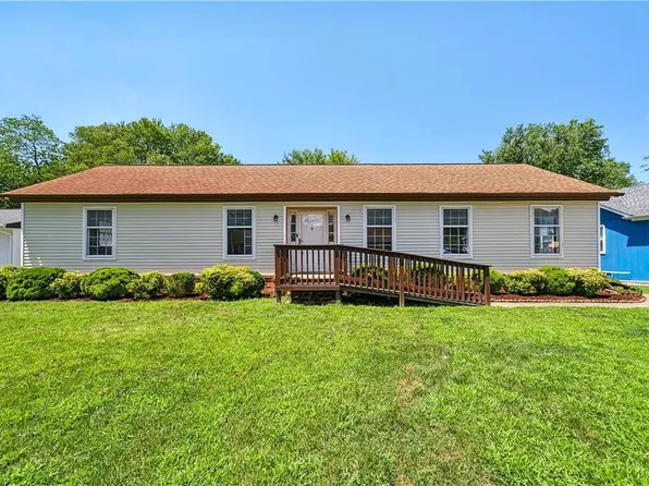 719 Mac Neil Dr, Newport News, VA 23602