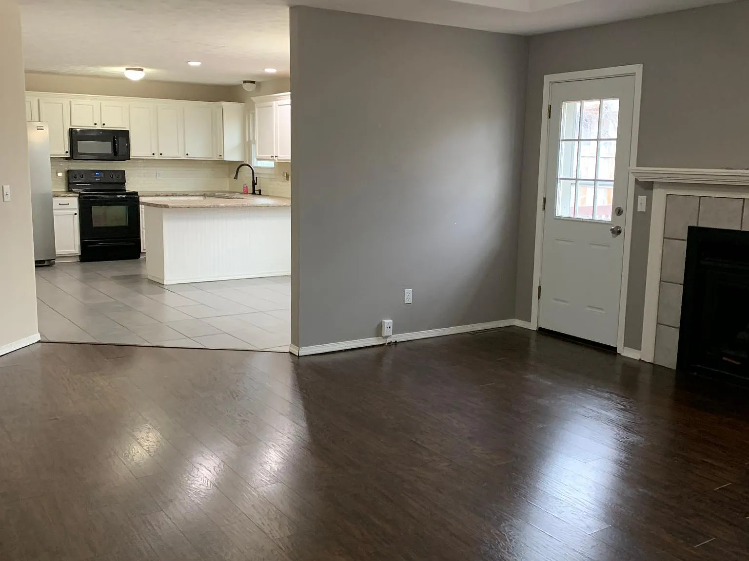 3 bed, 1334 sqft, $1,600 — Photo 4