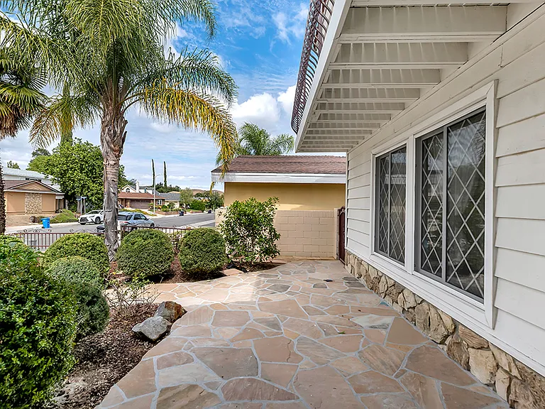 29486 Quail Run Dr — Photo 4