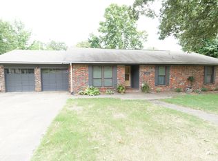 405 S Arlington Ave, Russellville, AR 72801