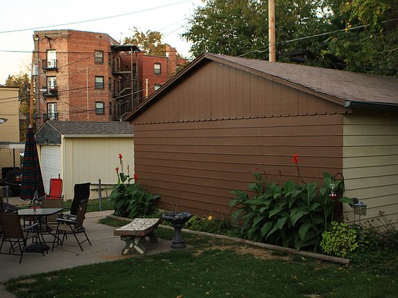4th image of 517 S 31st Ave