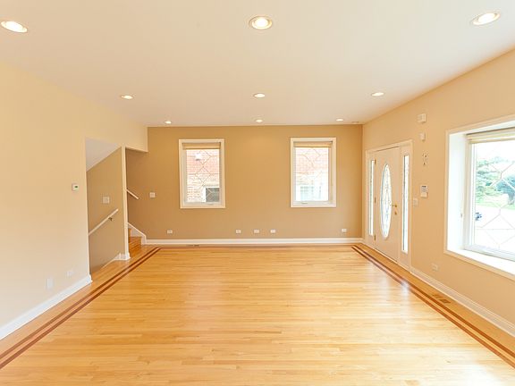 3rd image of 4541 N New England Ave