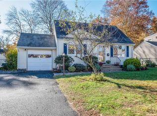 132 Thomas St, South Plainfield, NJ 07080